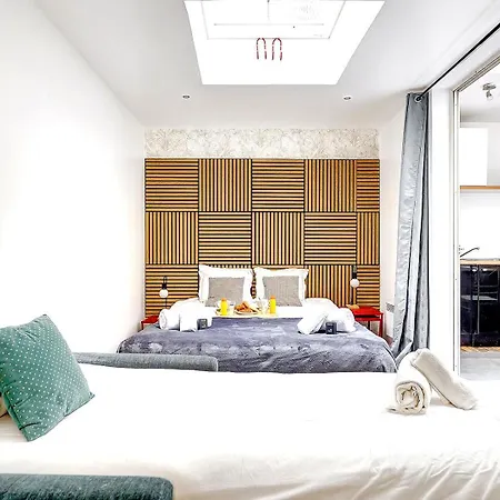 244 Saint Dominique - Superb Paris